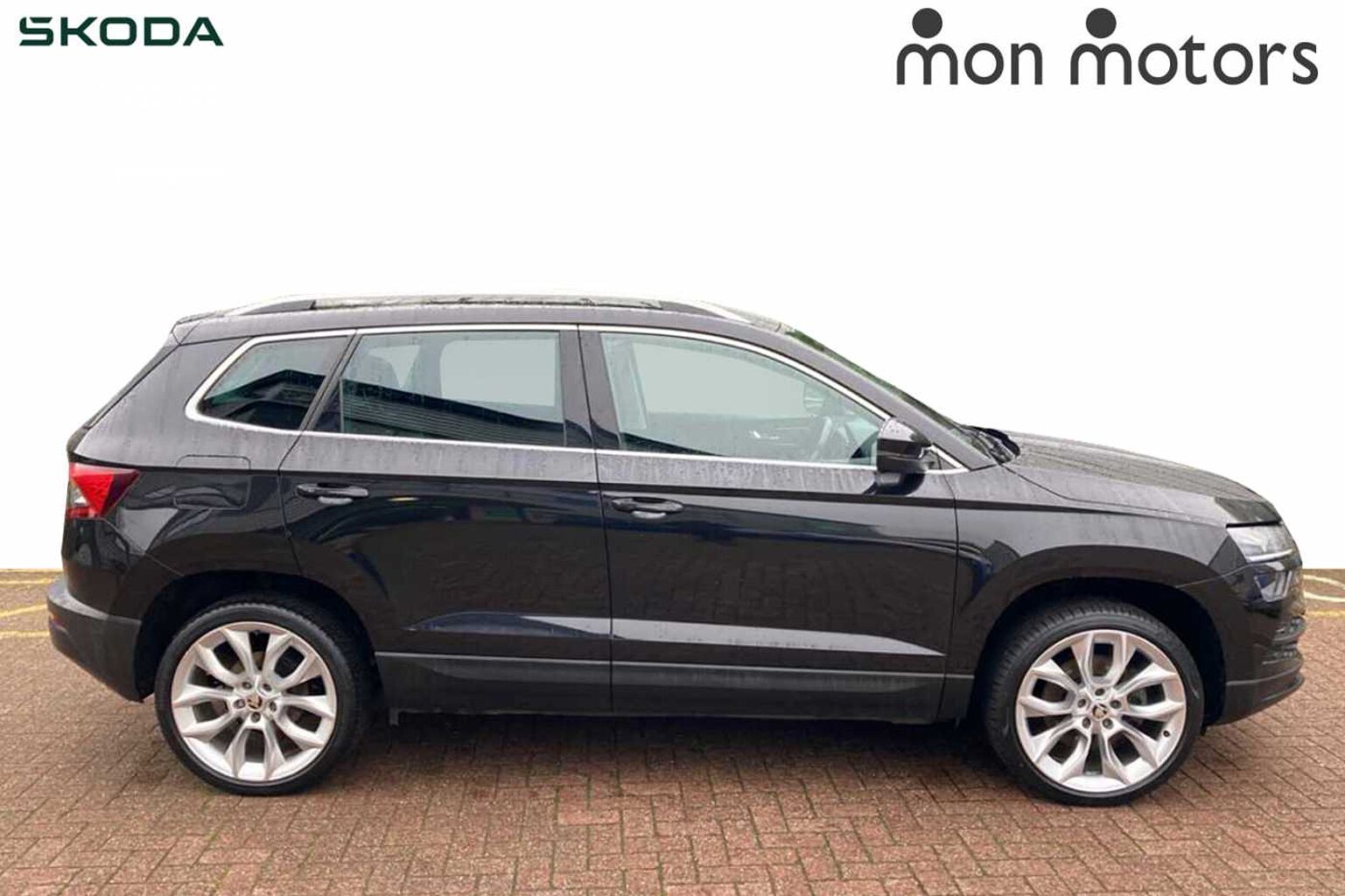 SKODA Karoq SUV 1.0 TSI (116ps) SE L