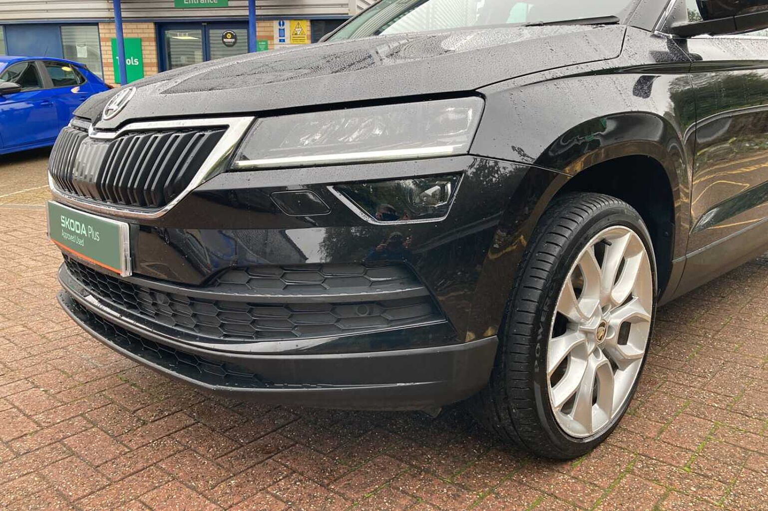 SKODA Karoq SUV 1.0 TSI (116ps) SE L